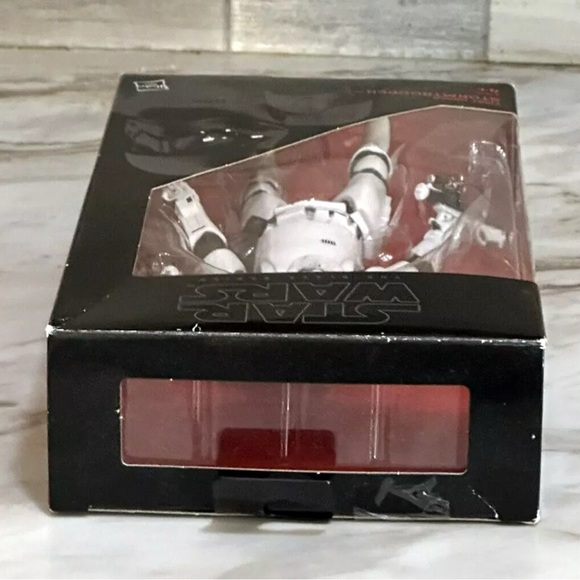 Hasbro Star Wars The Black Series 6-Inch First Order Stormtrooper Action Figure - Picture 6 of 6